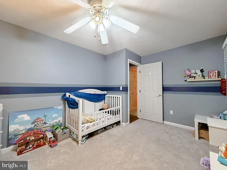 23118 Silverberry Way — Photo 38