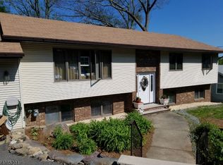 578 Otterhole Rd, West Milford, NJ 07480
