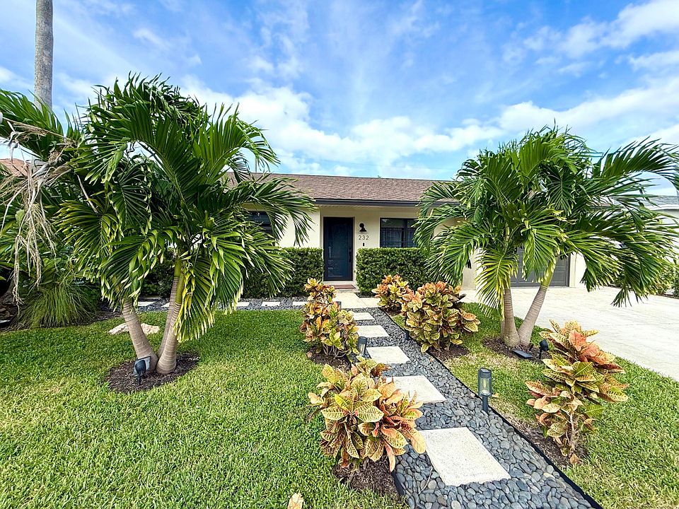 1st image of 232 Wellesley Drive