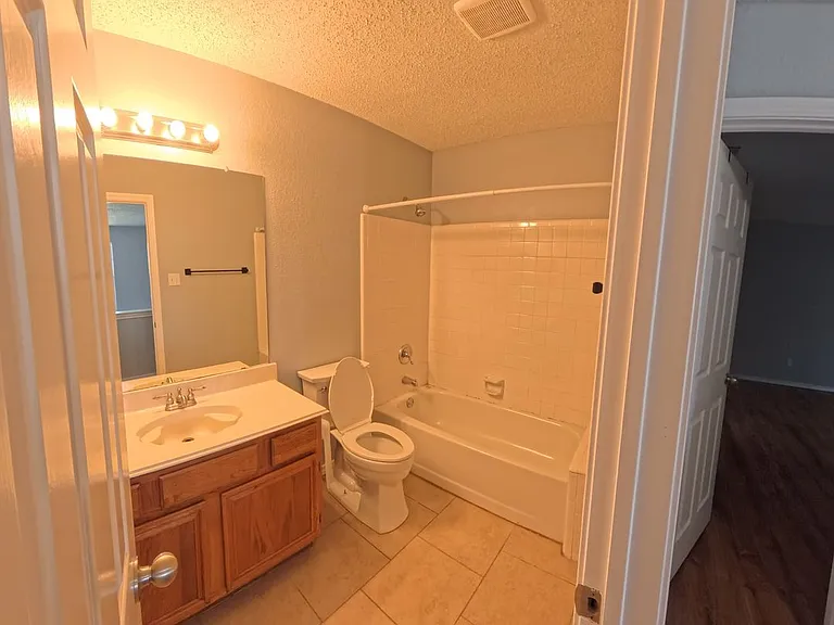 1209 Montclair Dr — Photo 26
