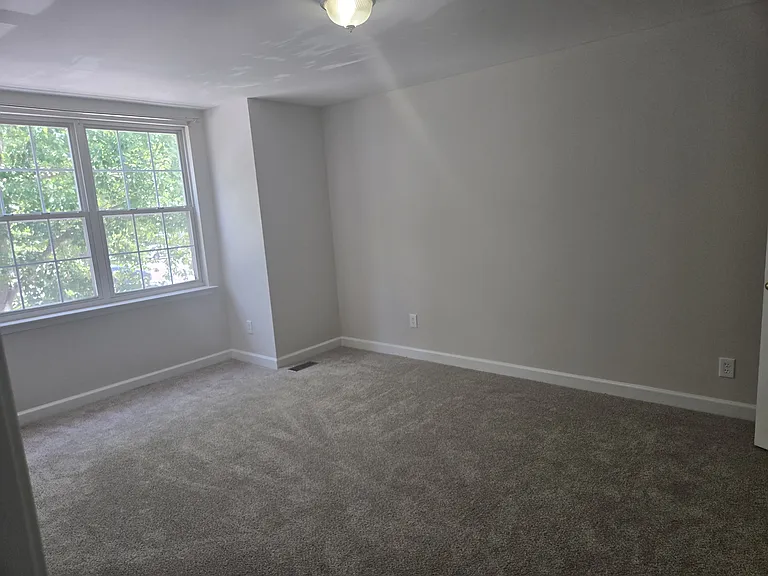 730 Windbrook Cir — Photo 26