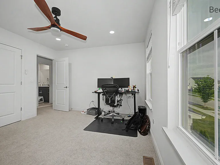 25428 W Rocky Creek Rd — Photo 23