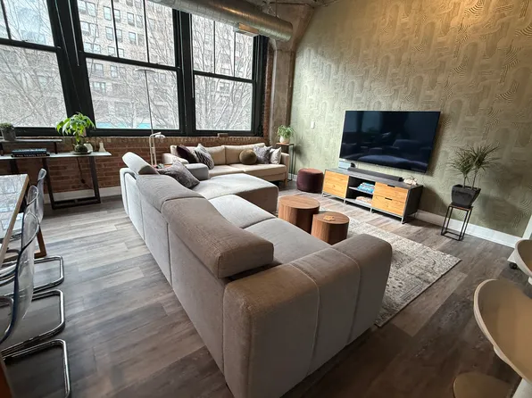 621 S Plymouth Ct, Chicago, IL 60605