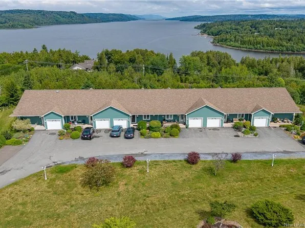 63 Merritt Hill Rd, Quispamsis, NB E2E 0C5