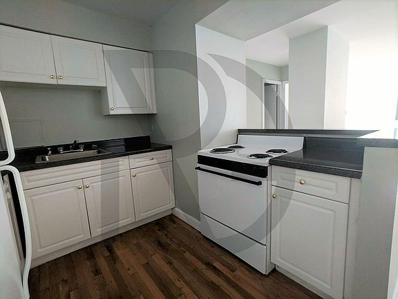 5th image of 1446 N Dearborn St #Two