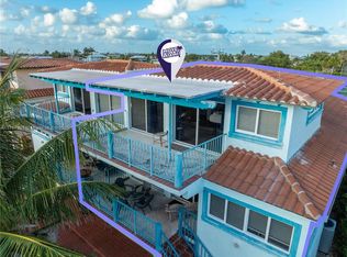 521 8th St, Key Colony Beach, FL 33051