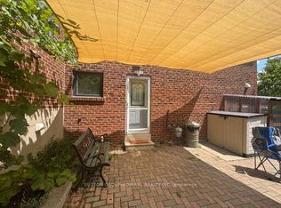 93 N Ridge Rd, Vaughan, ON L4L 2G9