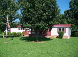 119 McFalls Dr, Dandridge, TN 37725