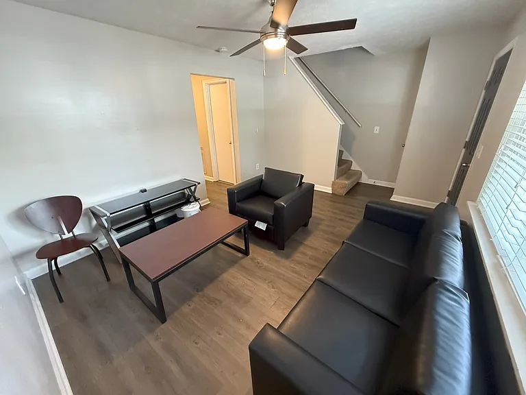 715 W Glenn Ave #60-B — Photo 6