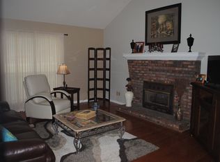 4026 Long Rd, Gainesville, GA 30507