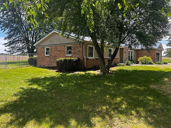 3rd image of 8982 S Merry Estates Dr