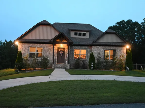 70 Kingbird Ln, Remlap, AL 35133