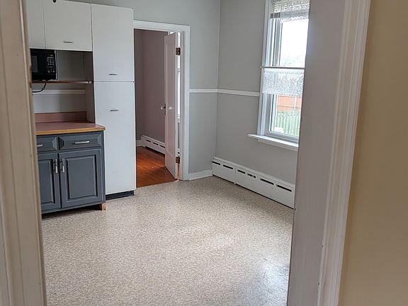3rd image of 33 Archibald St