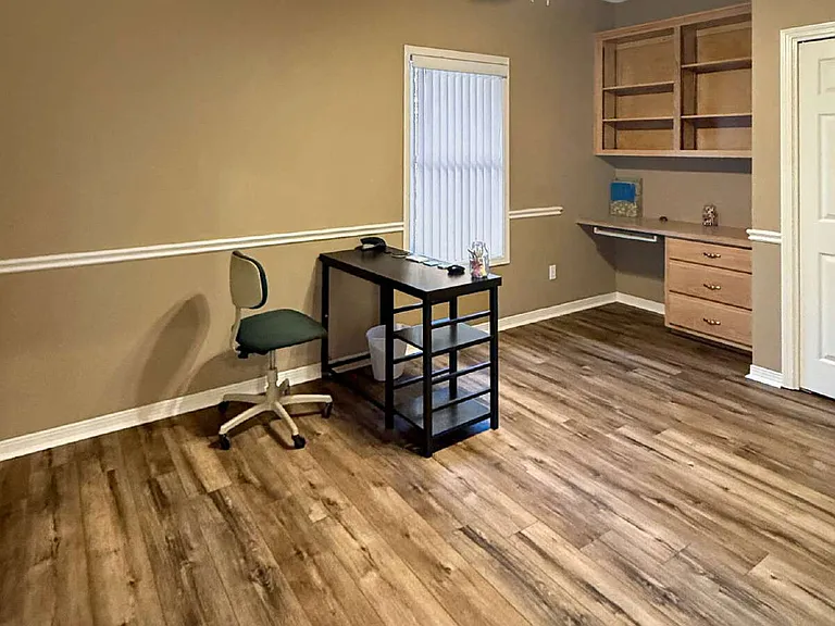 404 Buxton Way — Photo 11