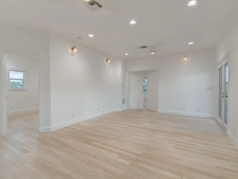 21 Oceanview Dr #C — Photo 8
