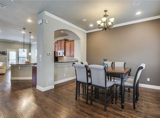 6422 Love Dr, Irving, TX 75039