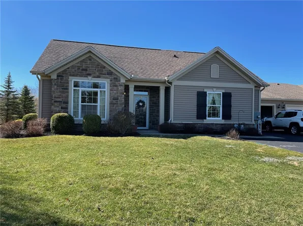 3307 Abbey Rd, Canandaigua, NY 14424