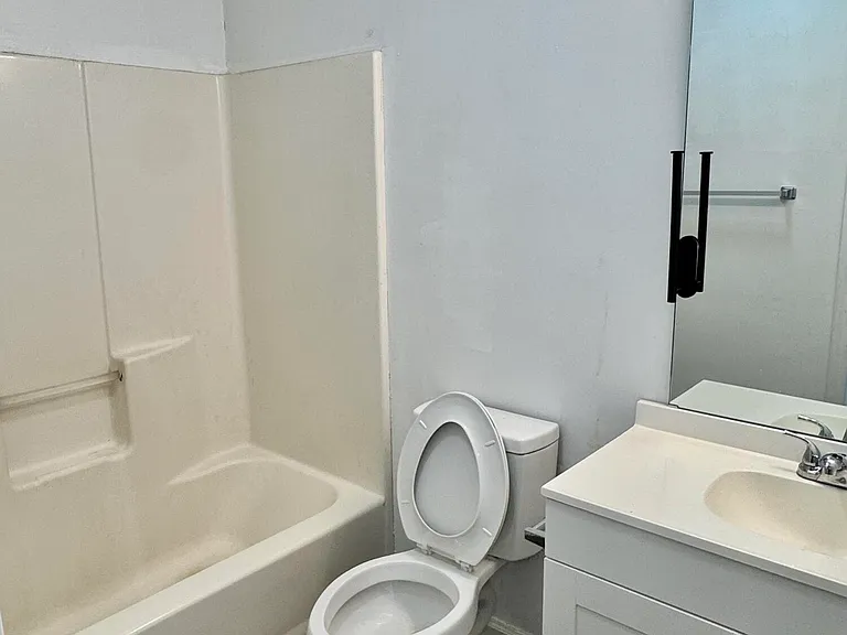 1291 Park West Dr #2 — Photo 9