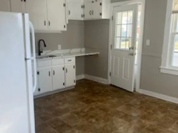 (undisclosed Address), Manchester, CT 06042