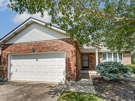 3rd image of 14 Pleasant Creek Ct