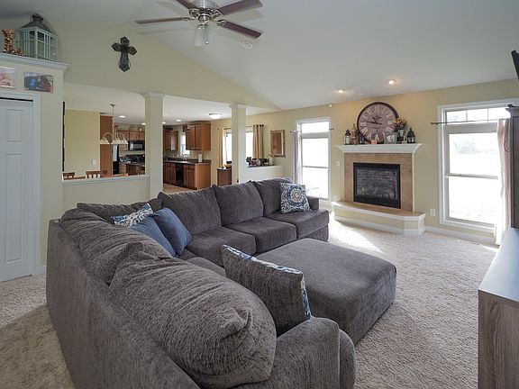8116 Buck Ave-104