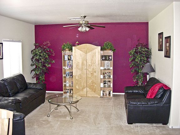 3rd image of 16833 W Saguaro Ln