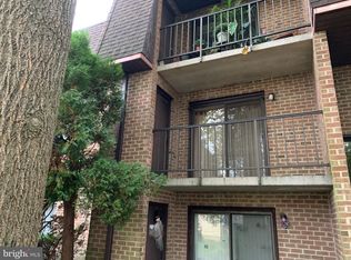 1009 Valley Dr, West Chester, PA 19382