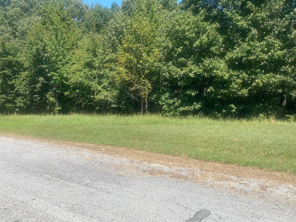 1st image of 115 Woodfield Estate Dr