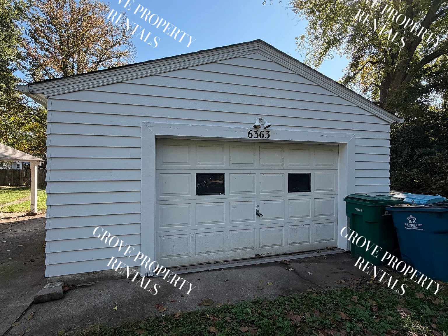 2 bed, 840 sqft, $1,400 — Photo 2