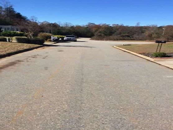 2nd image of 505 Jessica Ct