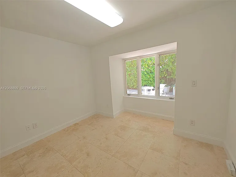 710 Allendale Rd — Photo 47