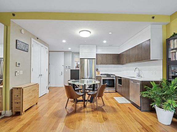 5th image of 2100 Bedford Ave #4B