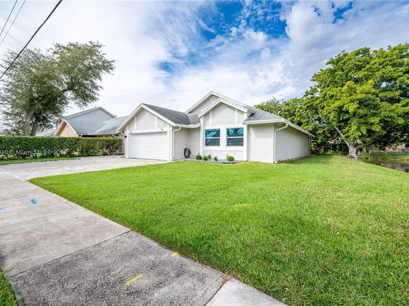 3185 NW 120th Way, Fort Lauderdale, FL 33323