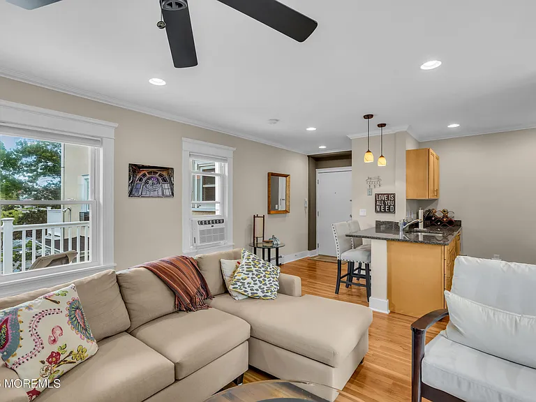 1211 Grand Ave #203 — Photo 7