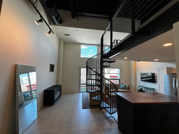 524 Central Ave SW Unit 702, Albuquerque, NM 87102