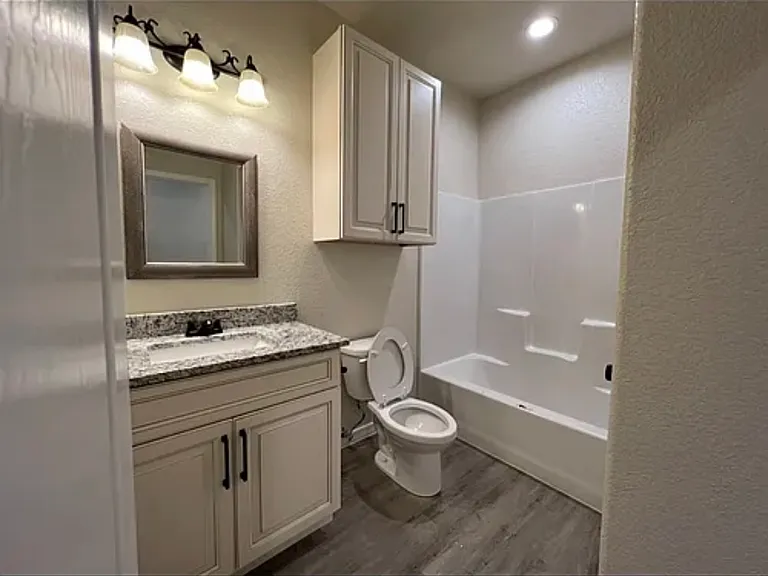 5610 Neptune Rd — Photo 7