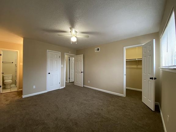 2nd image of 3400 Woodhollow Dr