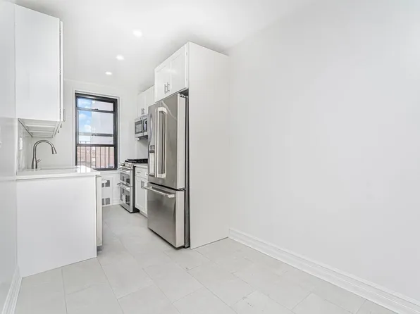 3101 Ocean Parkway image 11 of 39