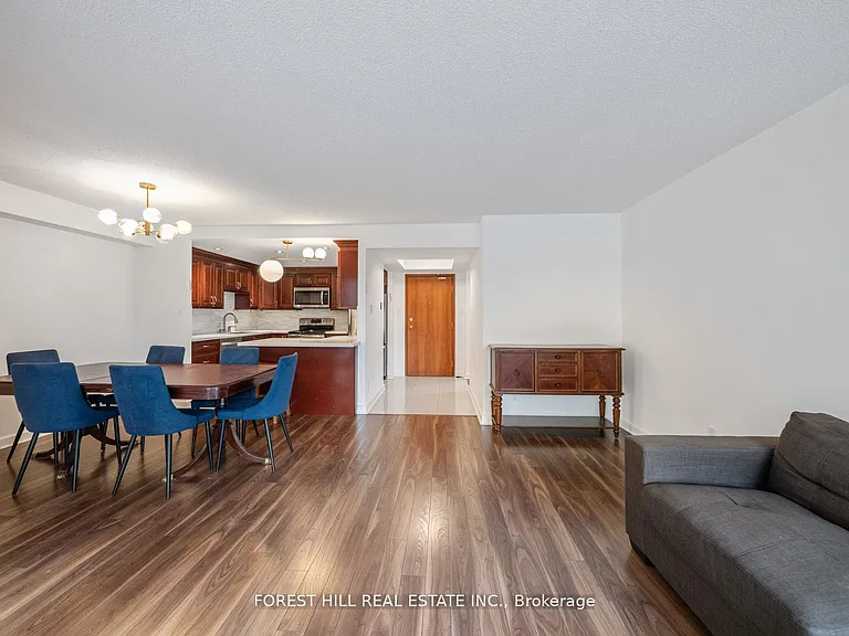500 Glencairn Ave #303 — Photo 6