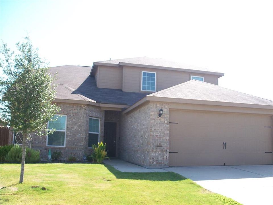 1st image of 140 Kennedy Dr