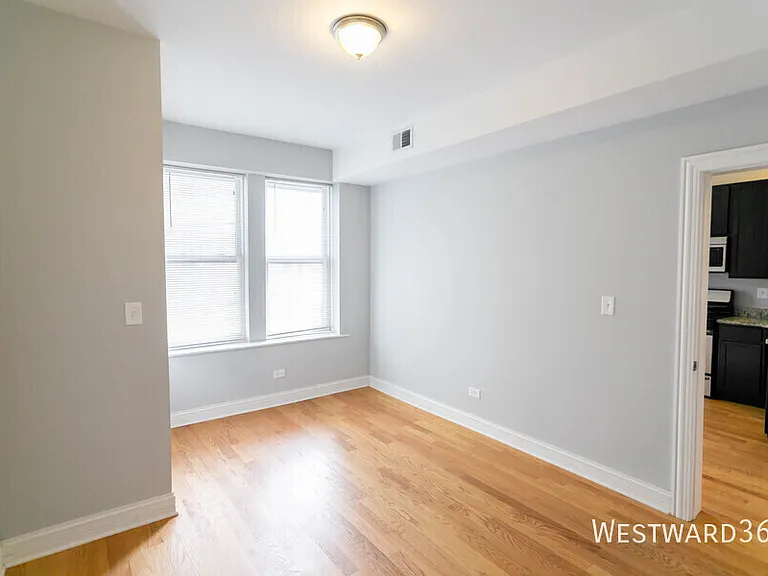 2753 N Whipple St #2 — Photo 12