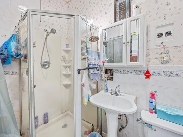 21 Thames Street image 14 of 16