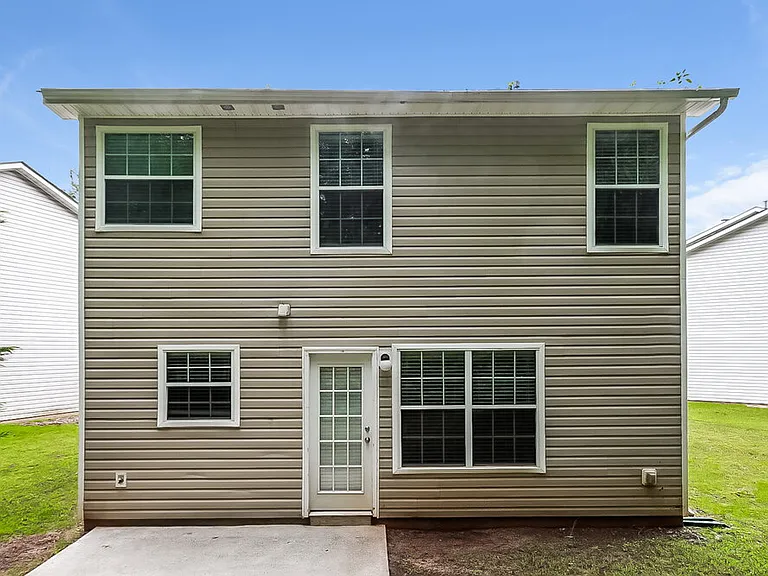 385 Hidden Creek Ln — Photo 18