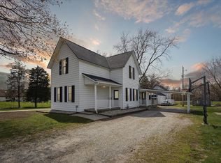 65639 Maple Rd, Lakeville, IN 46536