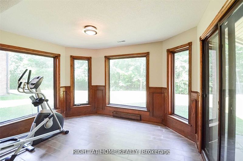 Toronto House for rent - 4 Bedrooms — photo 15