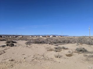 1133 E Blackstone Dr, Pueblo, CO 81007