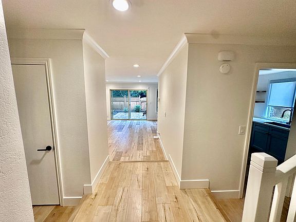 Entry way