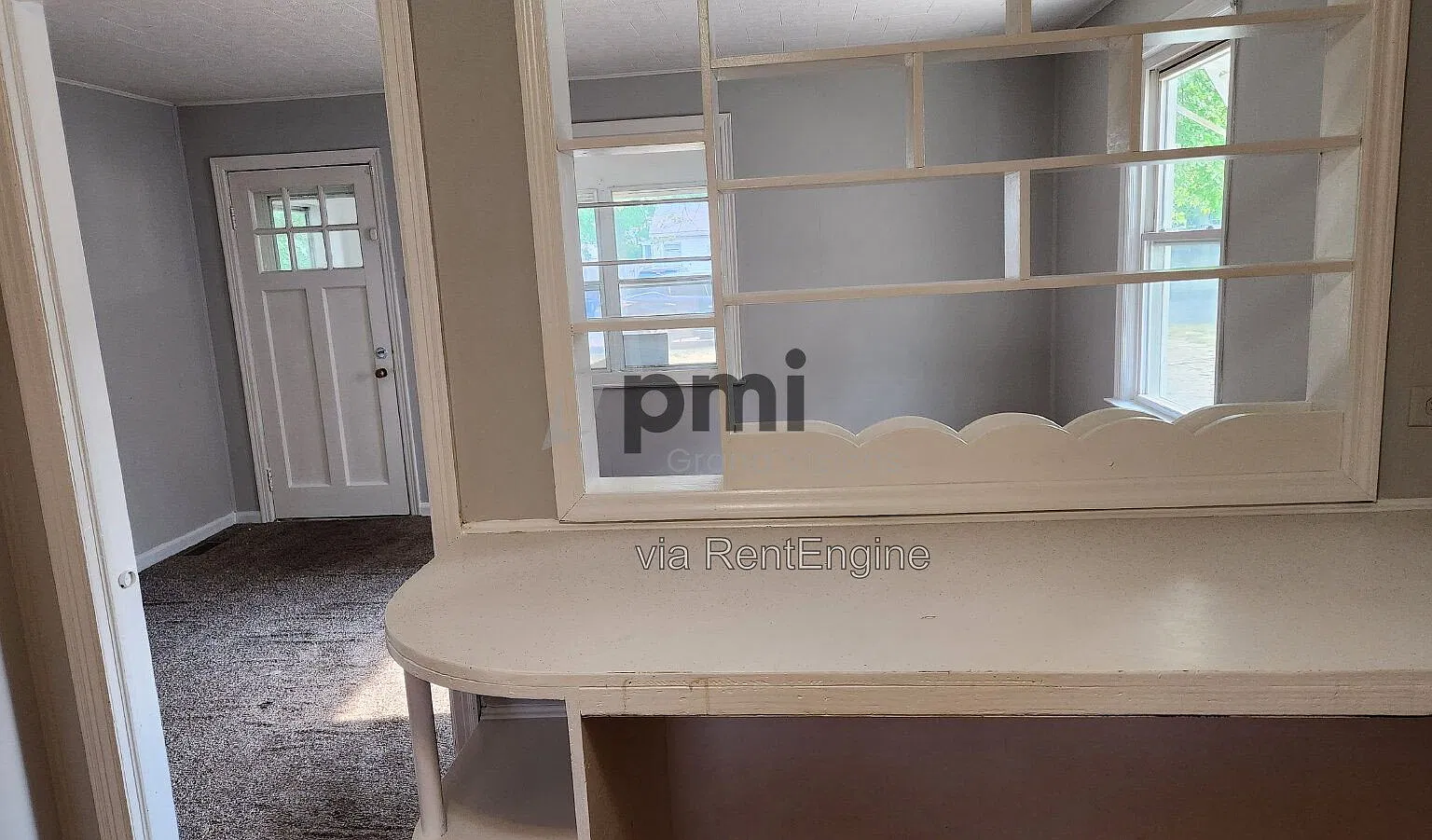 2 bed, 1.0 bath, 720 sqft, $941 — Photo 3