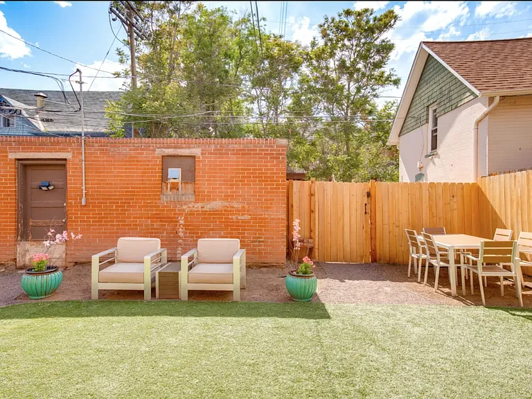 1109 N Emerson St #3 — Photo 27