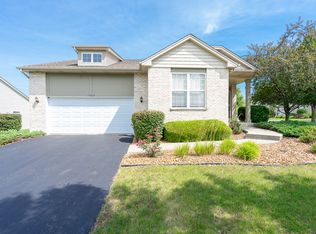 17012 Laguna Ln, Lockport, IL 60441